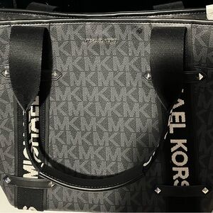 Michael Kors Black and Gray Signature Tote